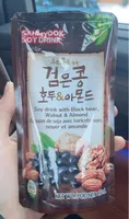 Soy drink with Black bean, Walnut & Almond