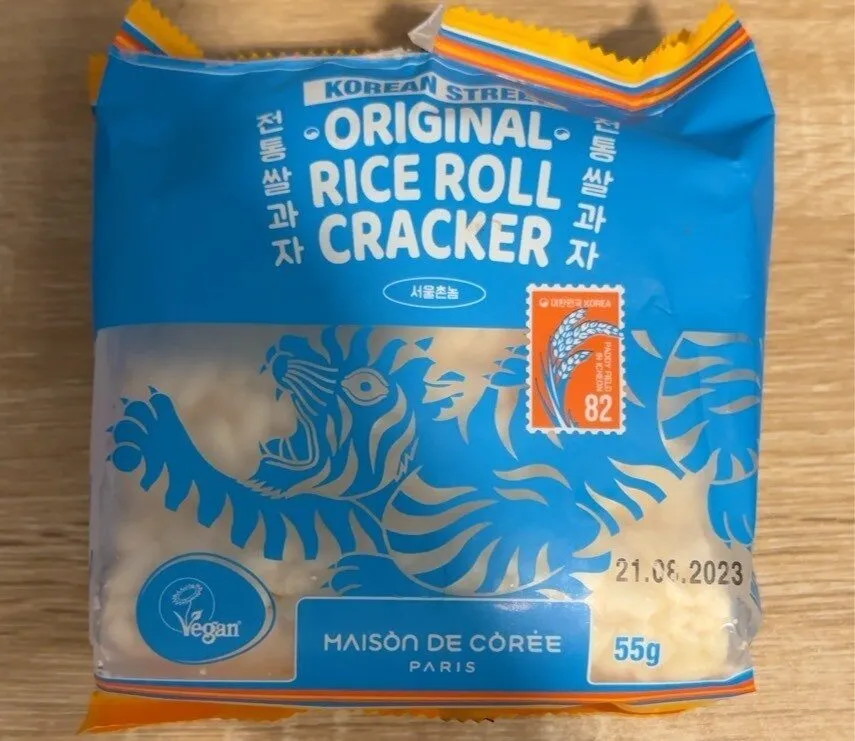 Rice roll cracker