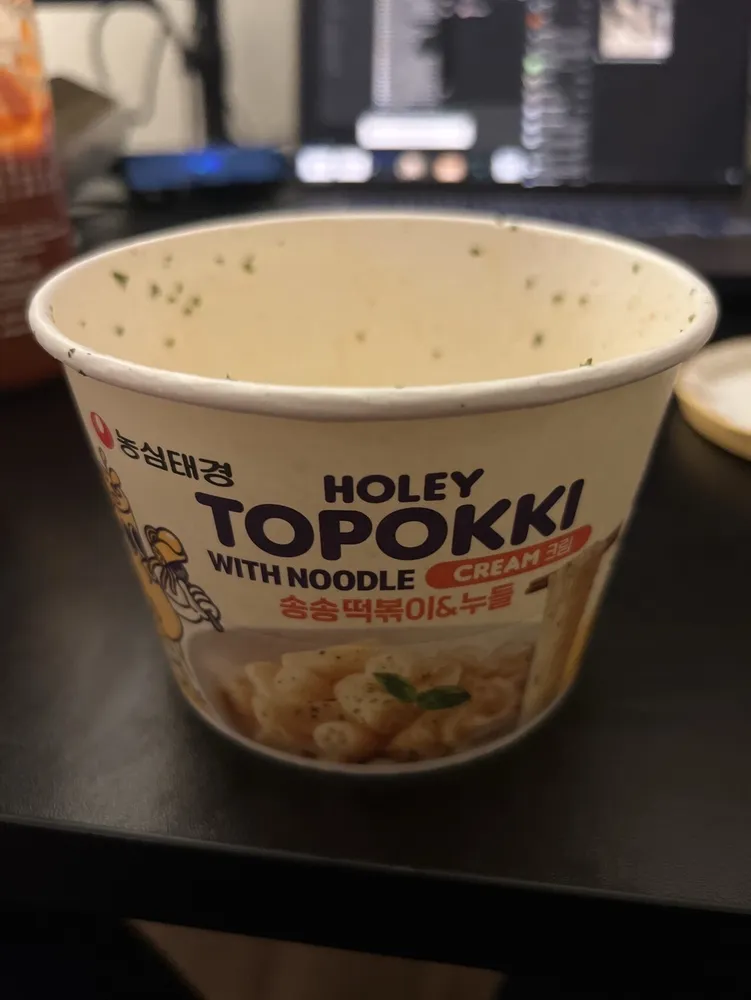 Cream Topokki With Noodle