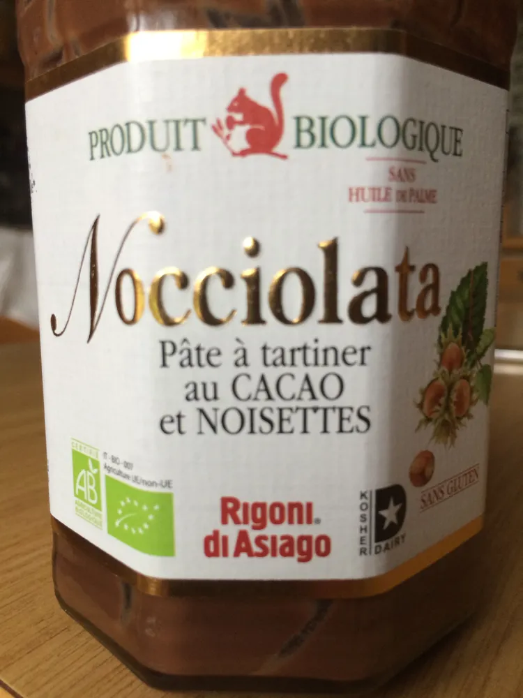 Nocciolata - Pâte à tartiner au cacao et noisettes
