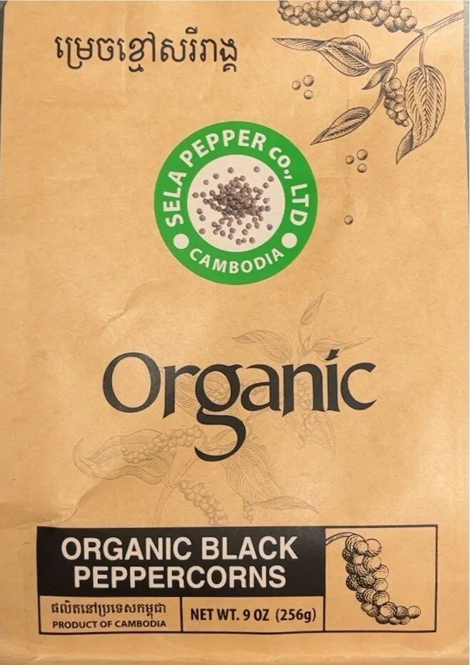 Organic black peppercorns