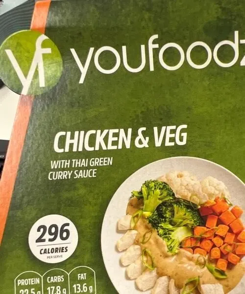 Chicken & veg with Thai green curry sauce