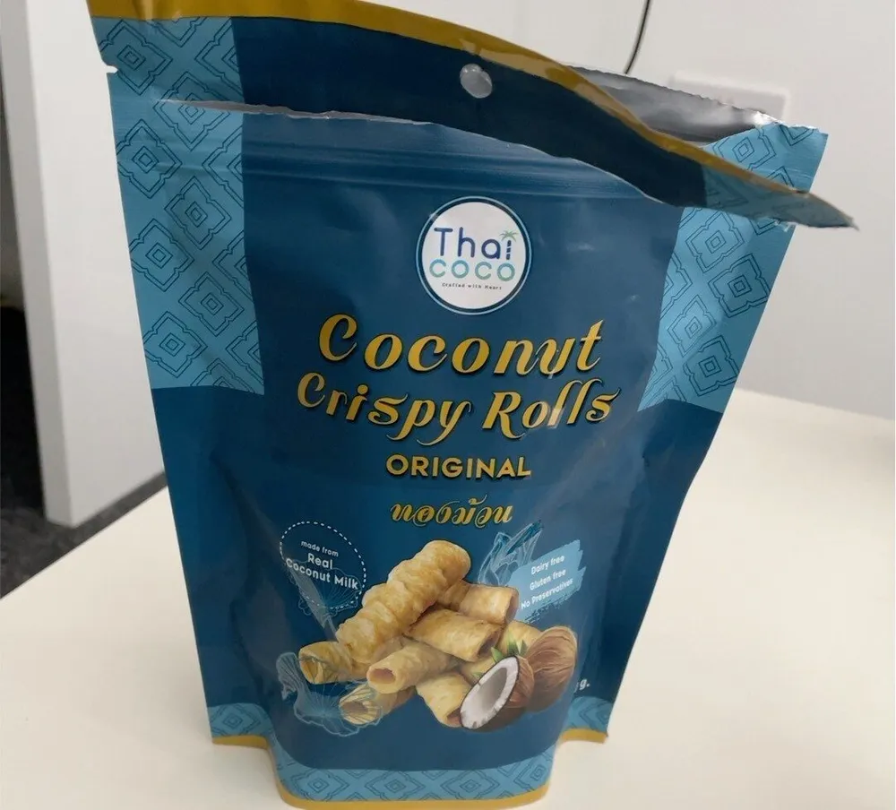 Coconut crispy rolls