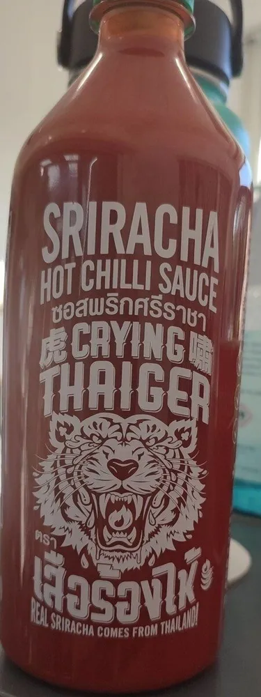 Sriracha hot chilli sauce