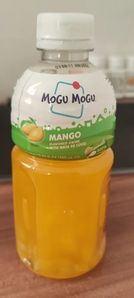 MOGU MOGU MANGO FLAVOURED DRINK WITH NATA DE COCO