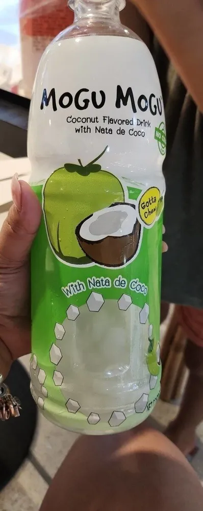 Mogu mogu coconut drink