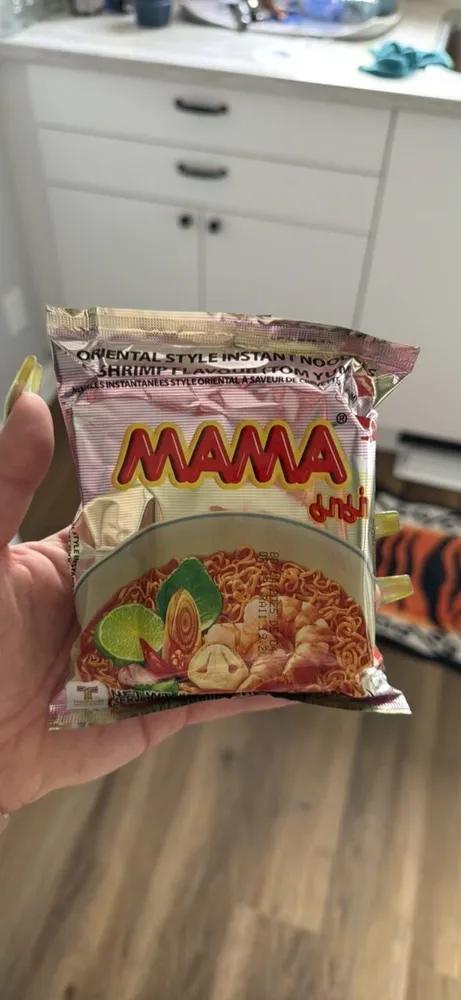 Oriental Style Instant Noodles Shrimp Flavour