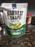 Harvest Snaps Sour Cream & Chives Flavoured Baked Pea Crisps
