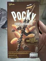 Pocky Crushed Nuts Almond Noir Chocolate