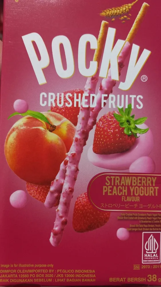 Pocky Crushed Fruits Strawberry Peach Yogurt Flavor