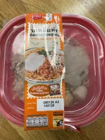 Tom Yum Egg Noodle With Bouncy Pork