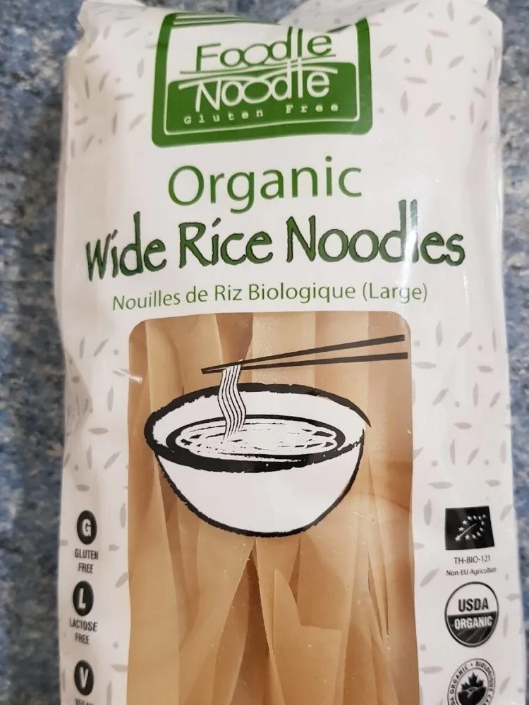 Organic wide rice noodles