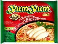 Instant-Nudeln Chicken Sriracha Geschmack