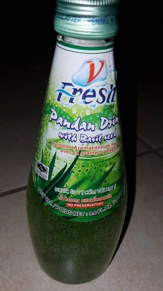 Pandan Drink with Basil seed