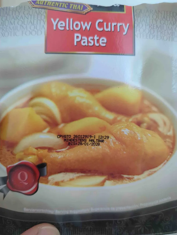 Yellow curry paste