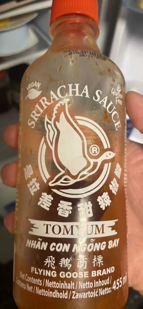 Spiracha hot chili sauce Tomyum