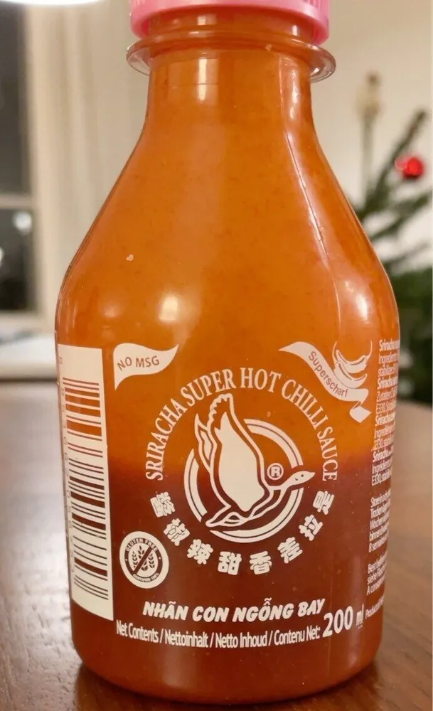 Sriracha super hot chilli sauce