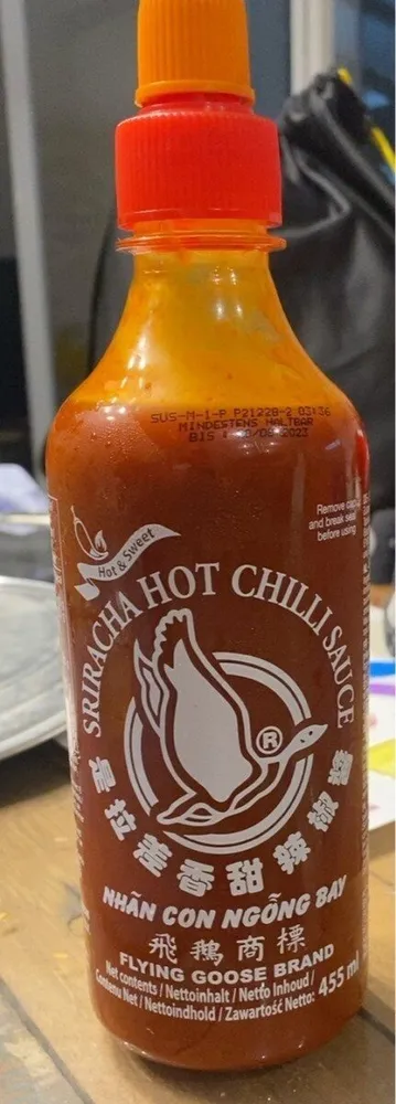 Sriracha hot & sweet chilli sauce
