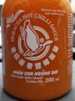 Sriracha hot chilli sauce yellow chilli