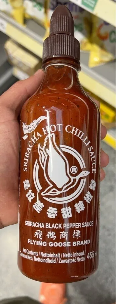 Sriracha black pepper sauce