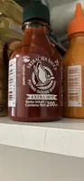 Sriracha extra hot chili sauce