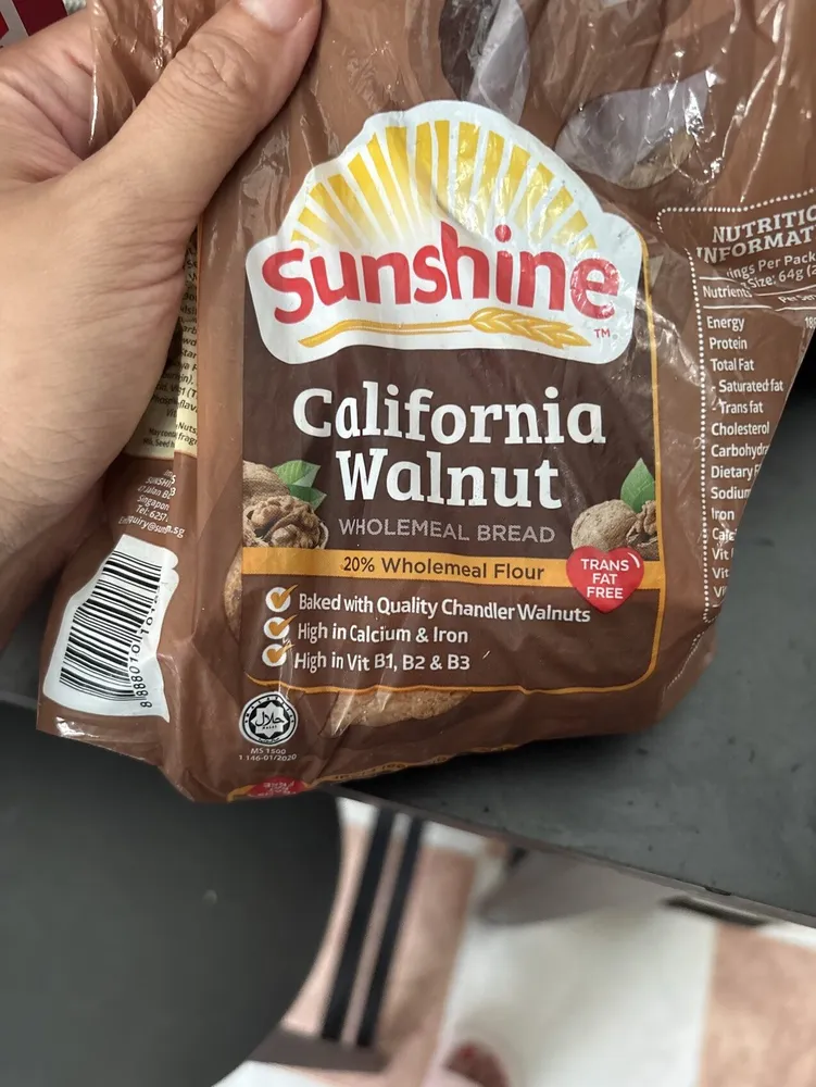 California Walnut Wholemeal bread
