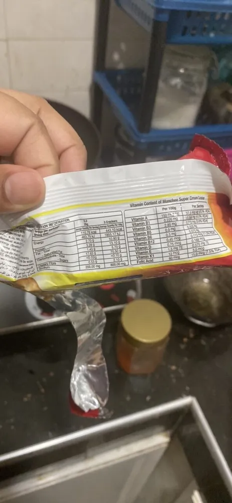 Munchee Super Cream Crackers