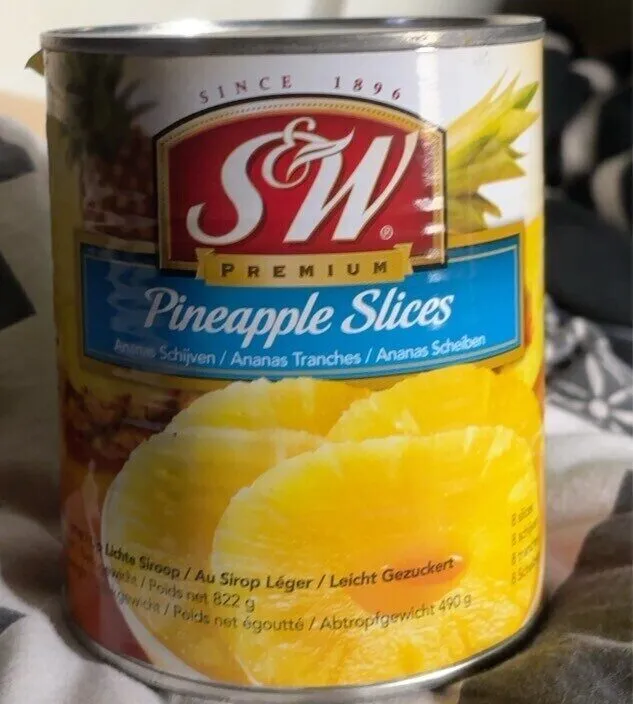 Pineapple slices