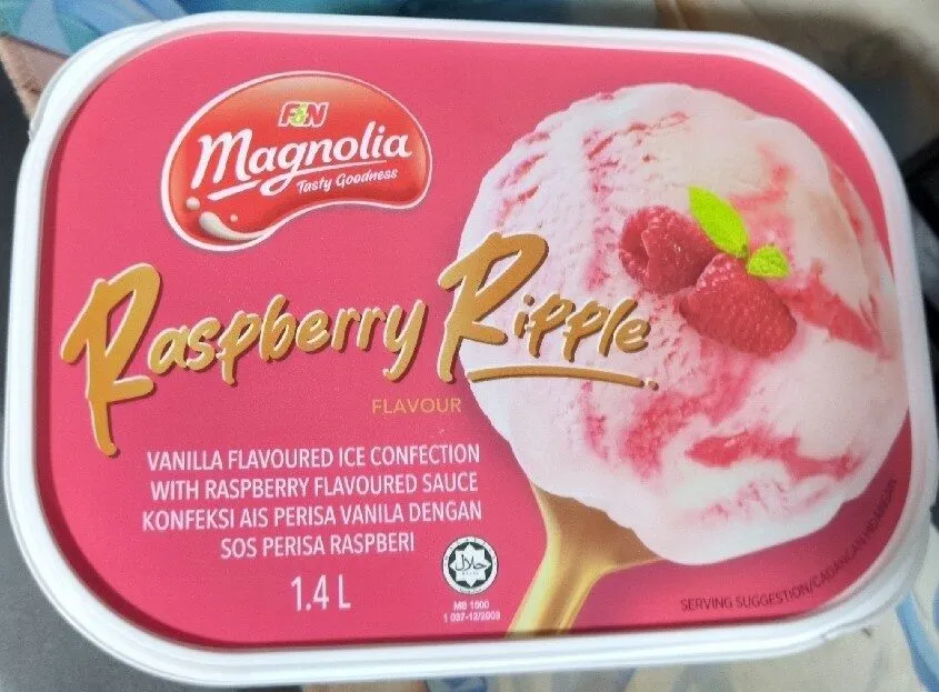 Raspberry Ripple Vanilla Flavoured Ice Confection with Raspberry Flavoured Sauce