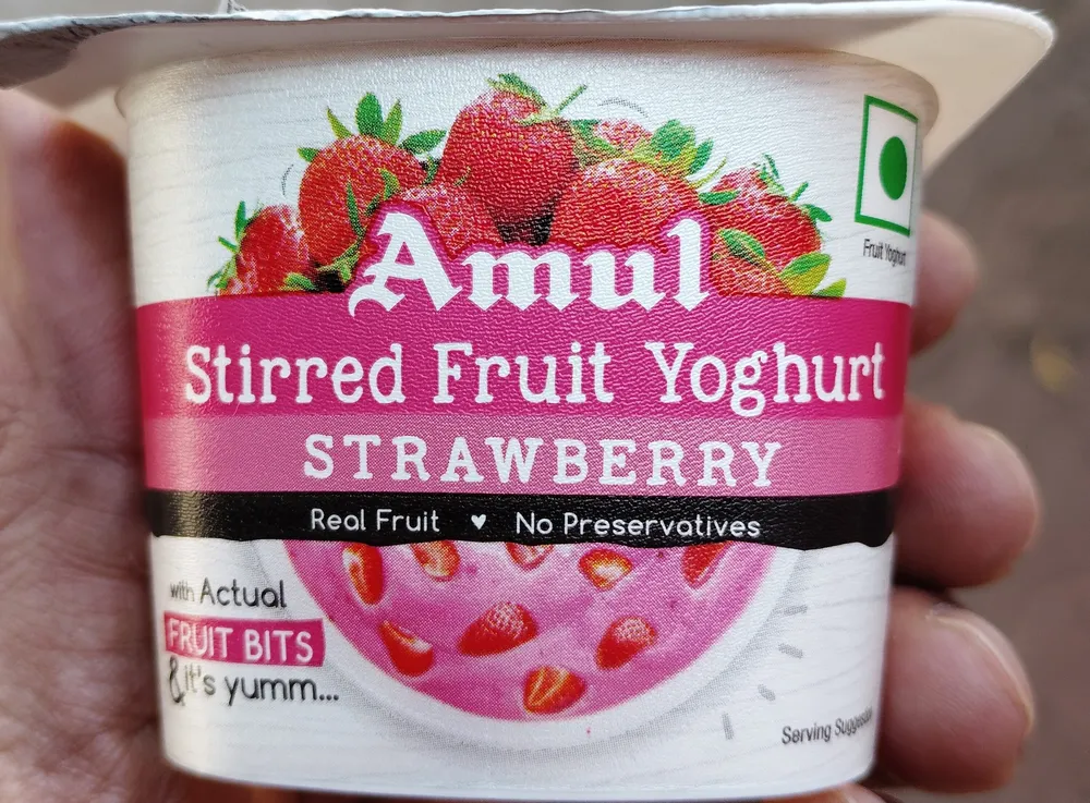 Amul Stirred Fruit Yogurt Strawberry