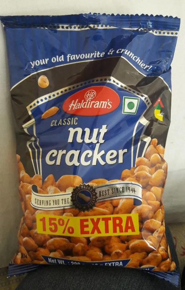 Classic nut cracker