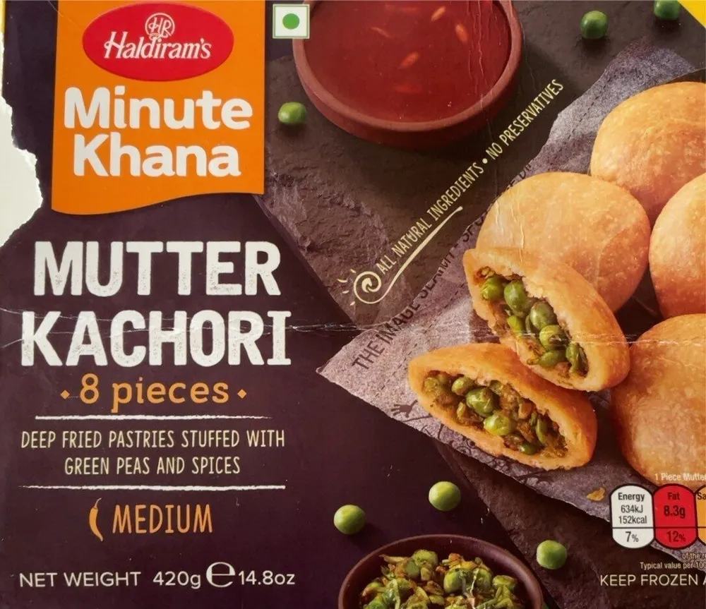 Mutter Kachori, 8 pieces