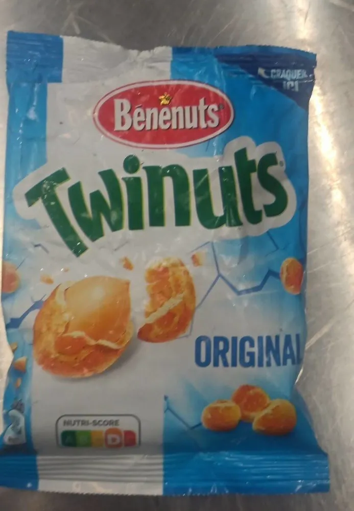 Cacahuètes enrobées de biscuit aromatisé gout salé