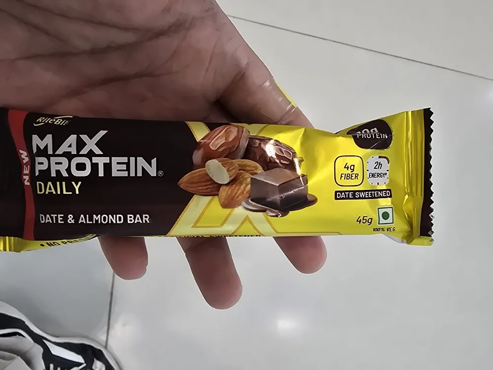 Date et almond bar