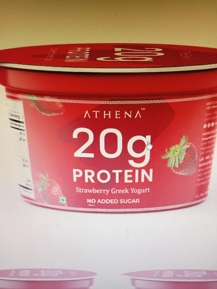Strawberry, greek yoghurt