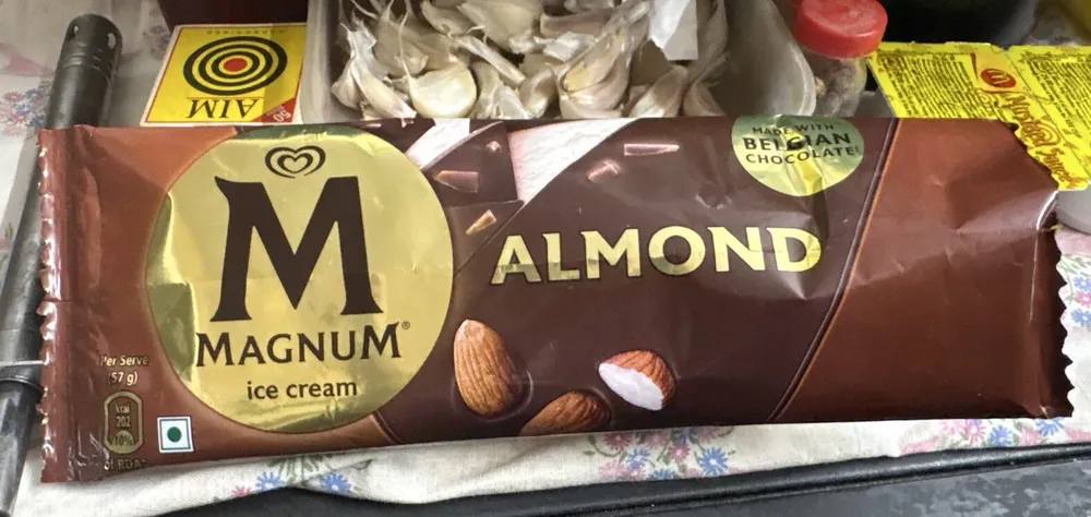 Almond Magnum