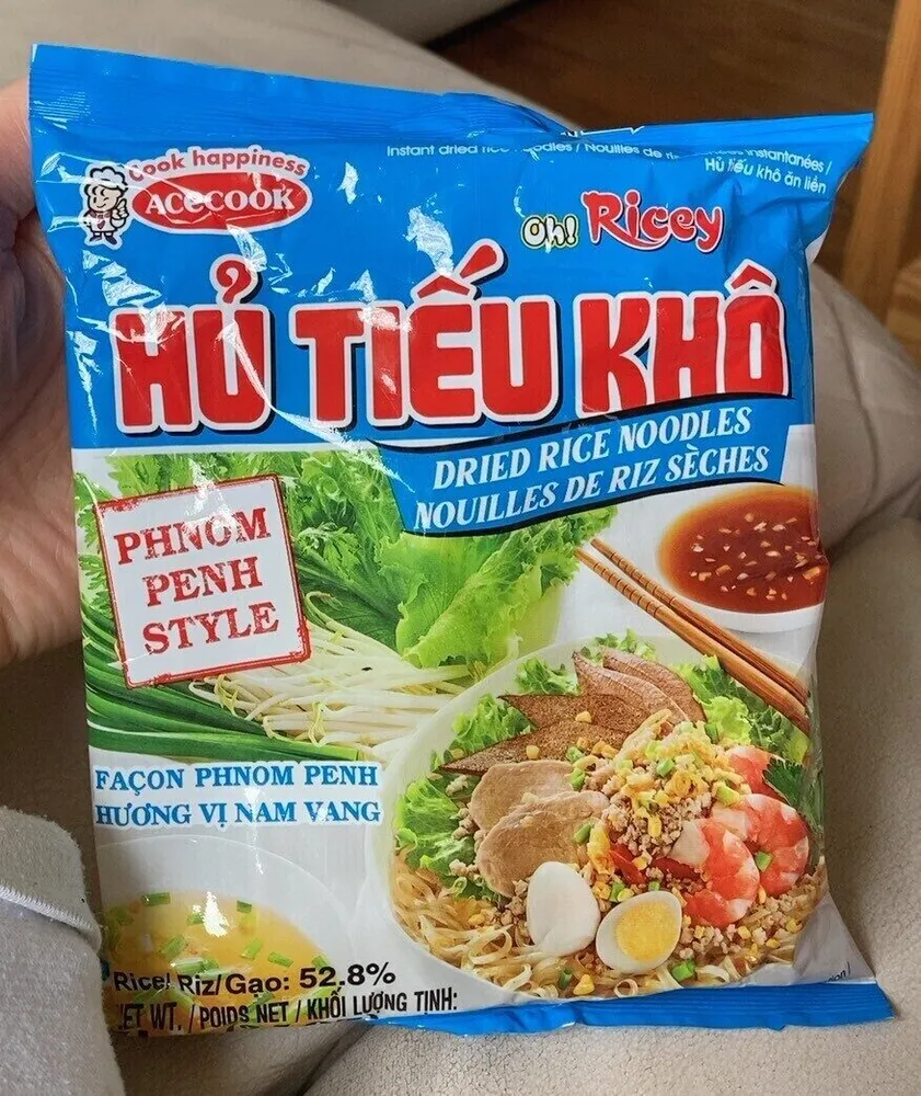 Dried rice noodles
