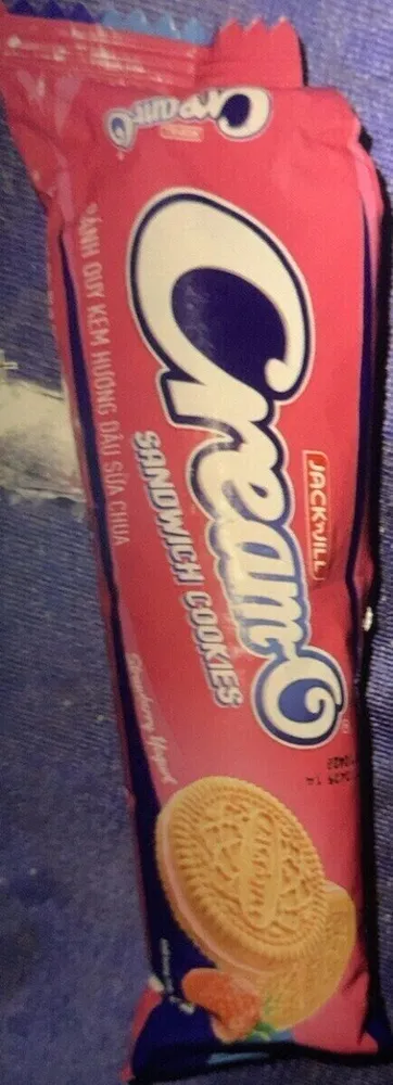 CreamO sandwich cookies