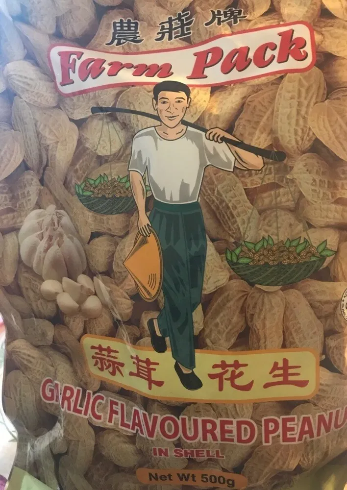Garlic flavoured peanuts