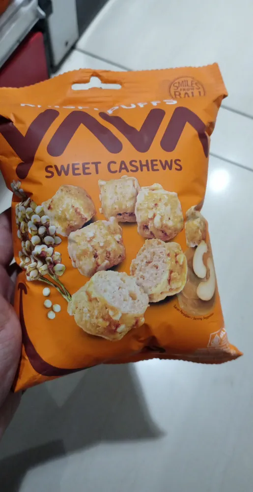 krispi puffs sweet cashews