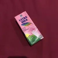 Ultra Milk Stroberi 250 ml E-1B