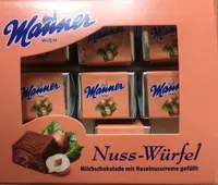 Nuss wurfel