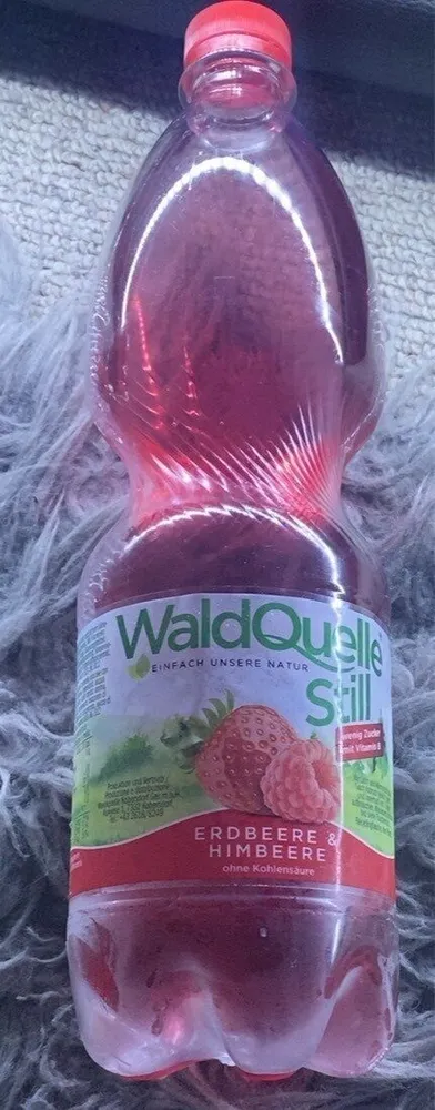 Waldquelle Erdbeeren Himbeere