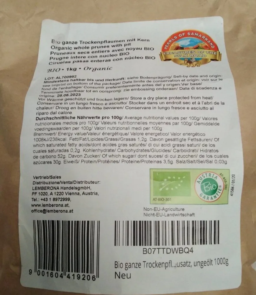 Pruneaux secs entiers avec noyaux BIO