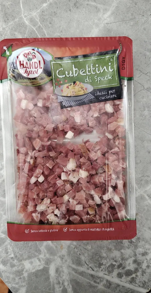 Cubettini di speck