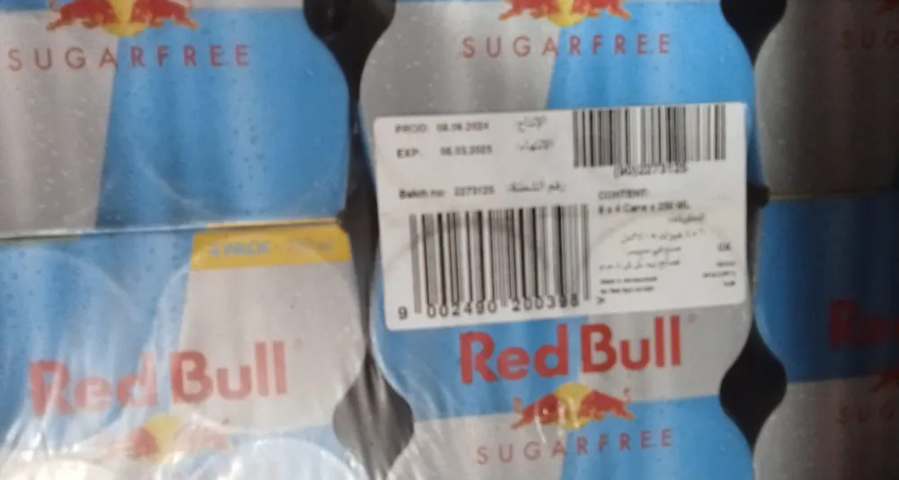 Red Bull Energy Drink S / Free 6 x 4`S