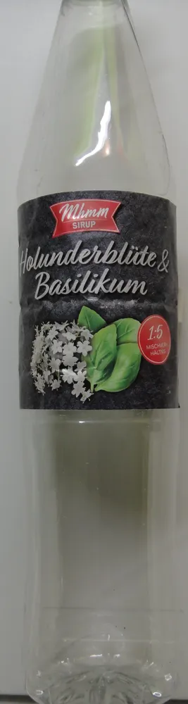 Holunderblüte und Basilikum