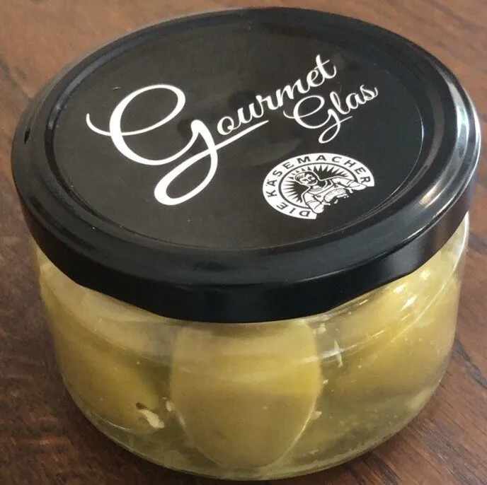 Olives farcies au fromage frais