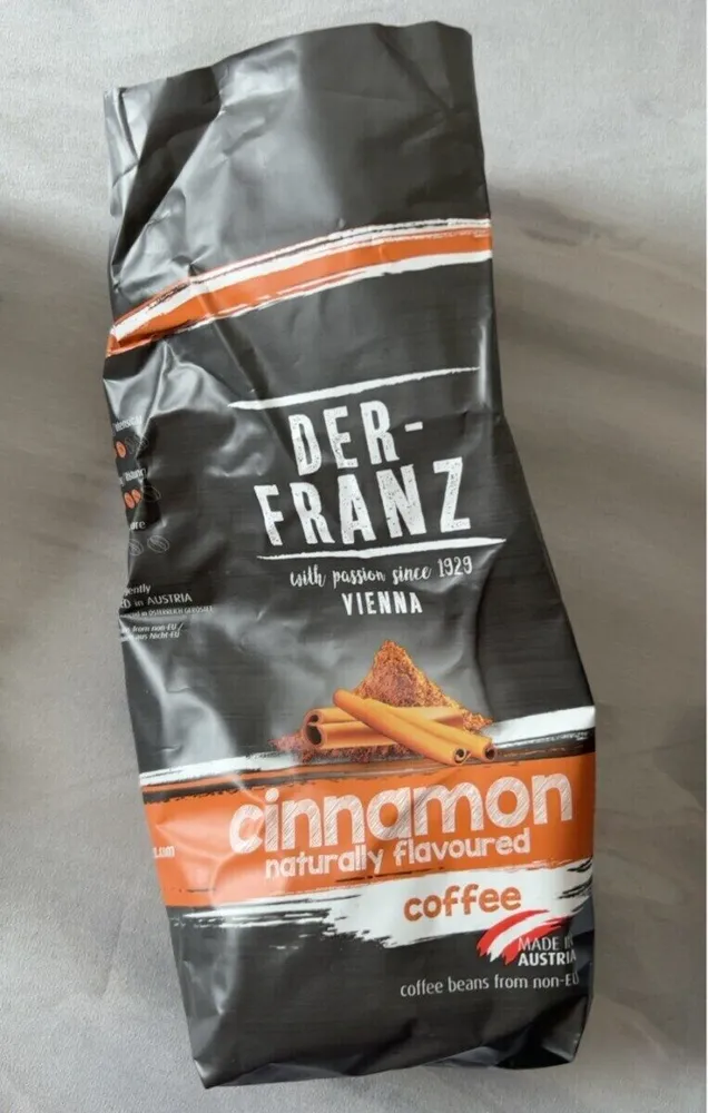 Der Franz coffre cinnamon