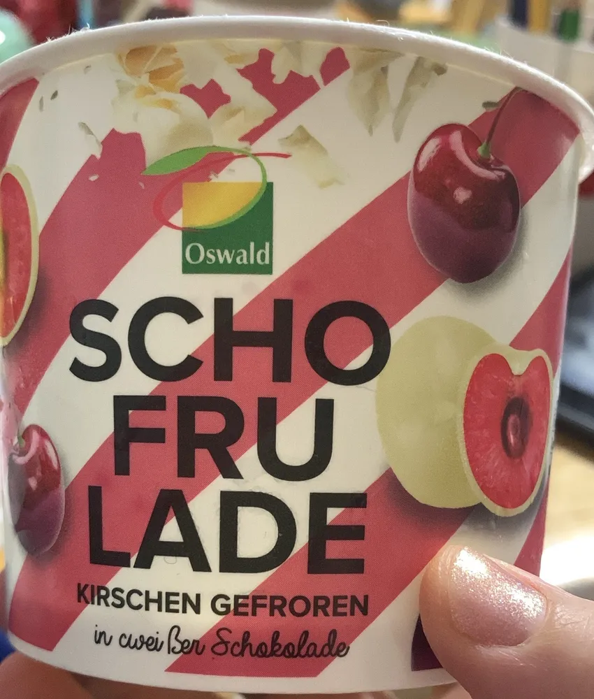 Kirschen in weißer Schokolade